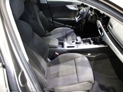 Audi A4 35 2.0 tdi mhev S line edition 163cv s-tronic (9)