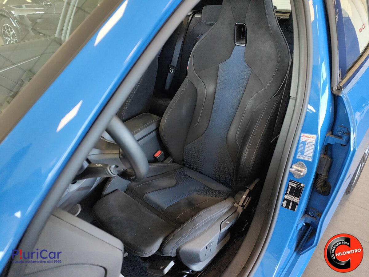 BMW Serie 1 116d 5p. Sport (4)