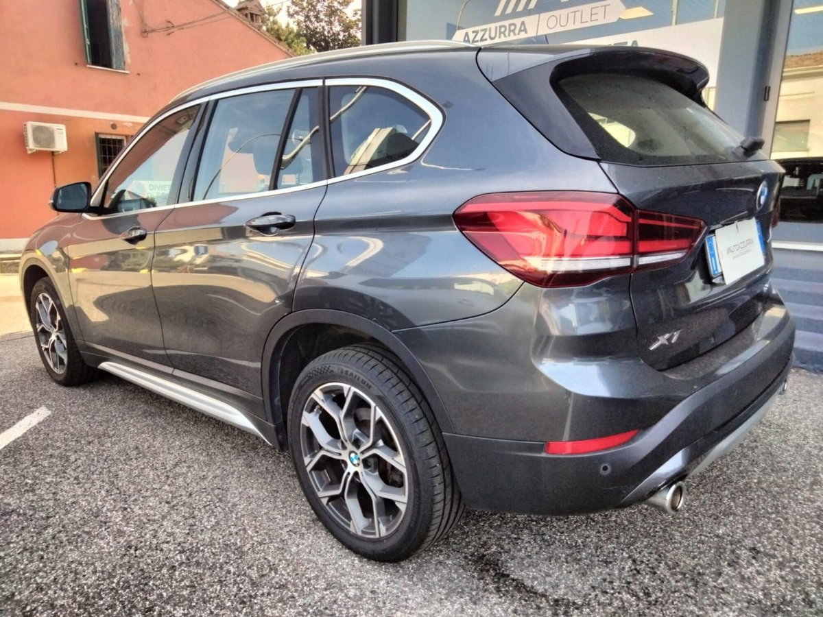 BMW X1 sDrive18d xLine Plus (18)