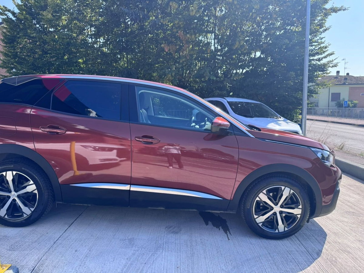Peugeot 3008 BlueHDi 130 S&S EAT8 GT Line (18)