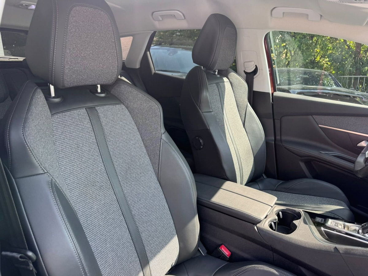 Peugeot 3008 BlueHDi 130 S&S EAT8 GT Line (20)