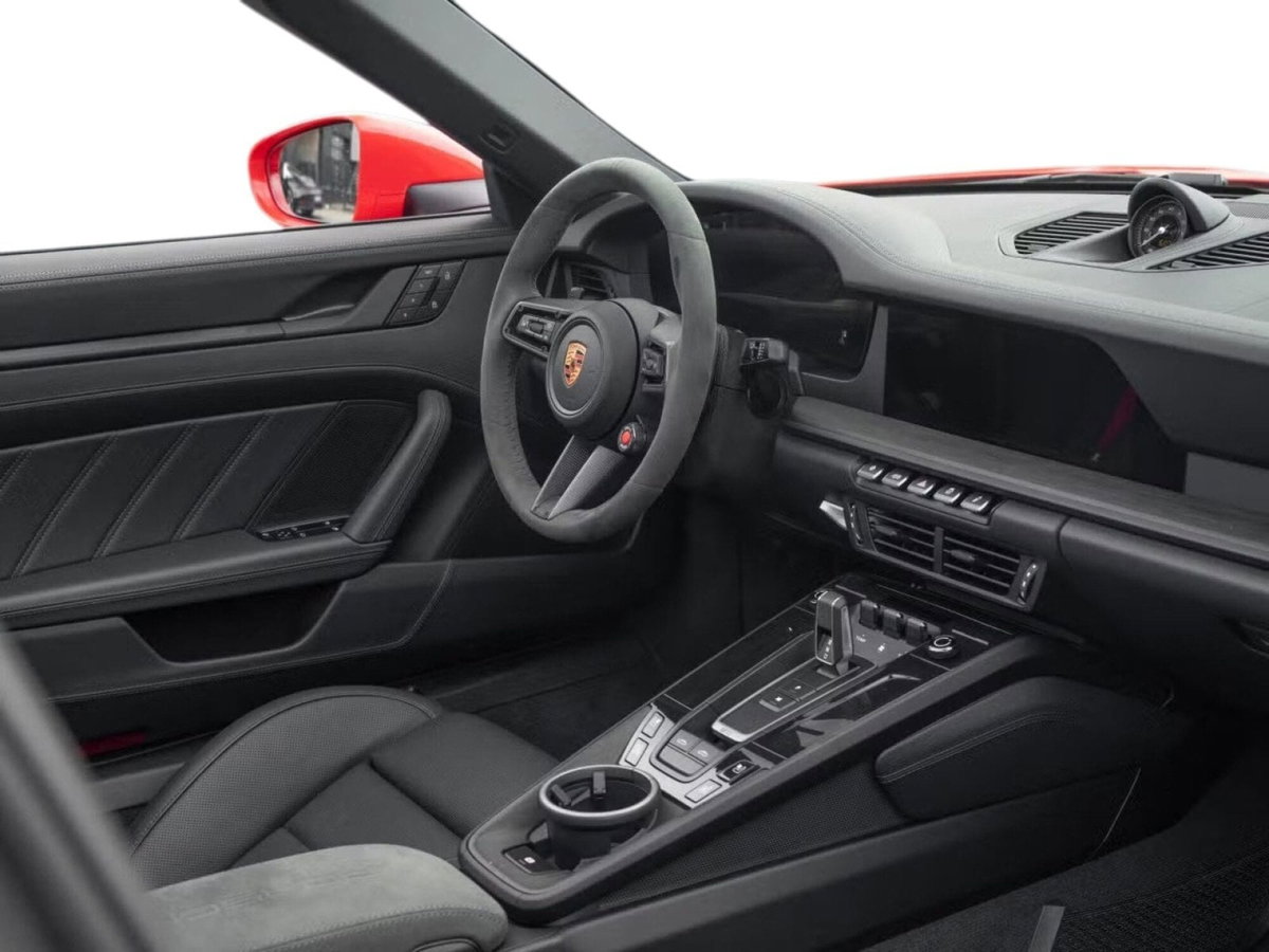 Porsche 911 Cabrio Targa 3.0 4 GTS (13)