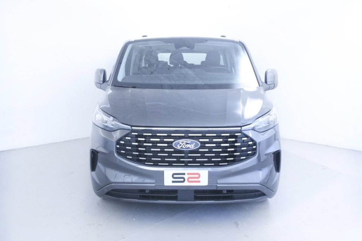Ford Tourneo Custom 320 2.0 ecoblue 170cv Titanium X L2H1 A8 (2)