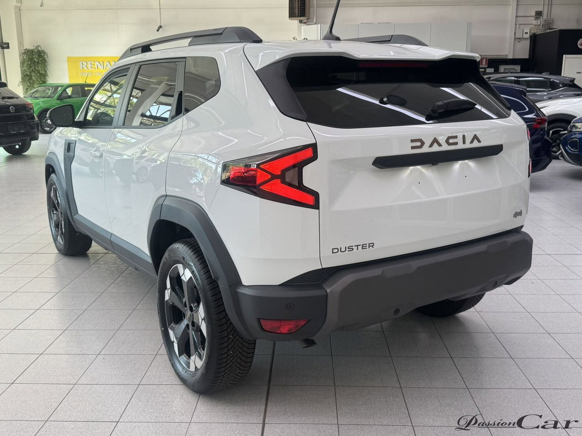 Dacia Duster 1.2 mild hybrid Extreme 4x4 130cv (6)