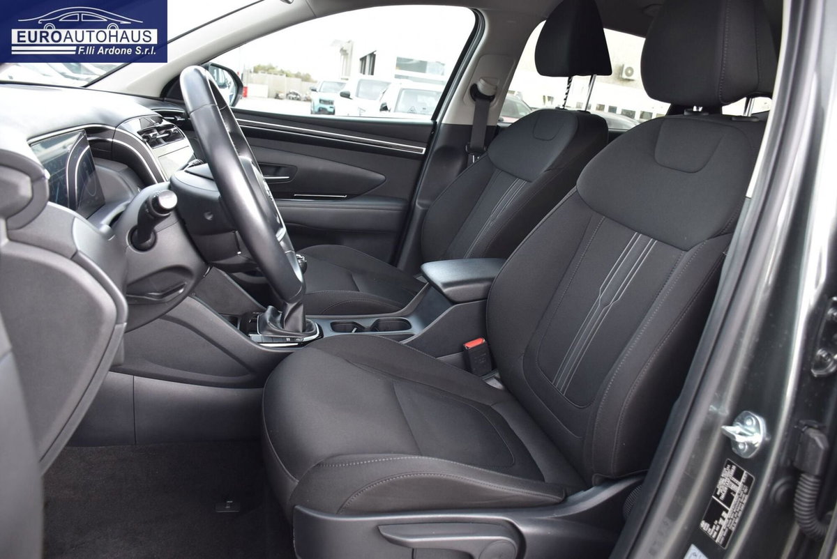 Hyundai Tucson 1.6 crdi 48V Xline 2wd imt (8)