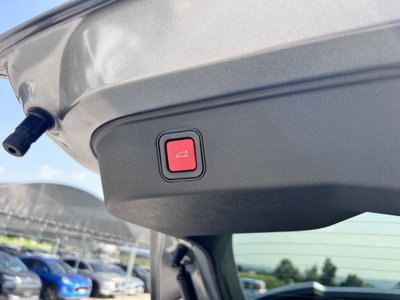 Alfa Romeo Junior 1.2 ibrida Q4 Intensa 145cv edct6 (11)