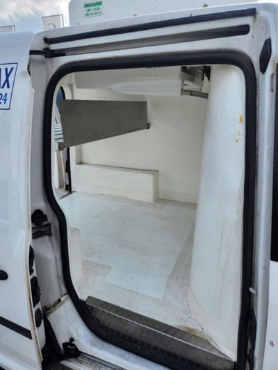 Volkswagen Veicoli Commerciali Caddy 1.4 TGI Kombi (6)