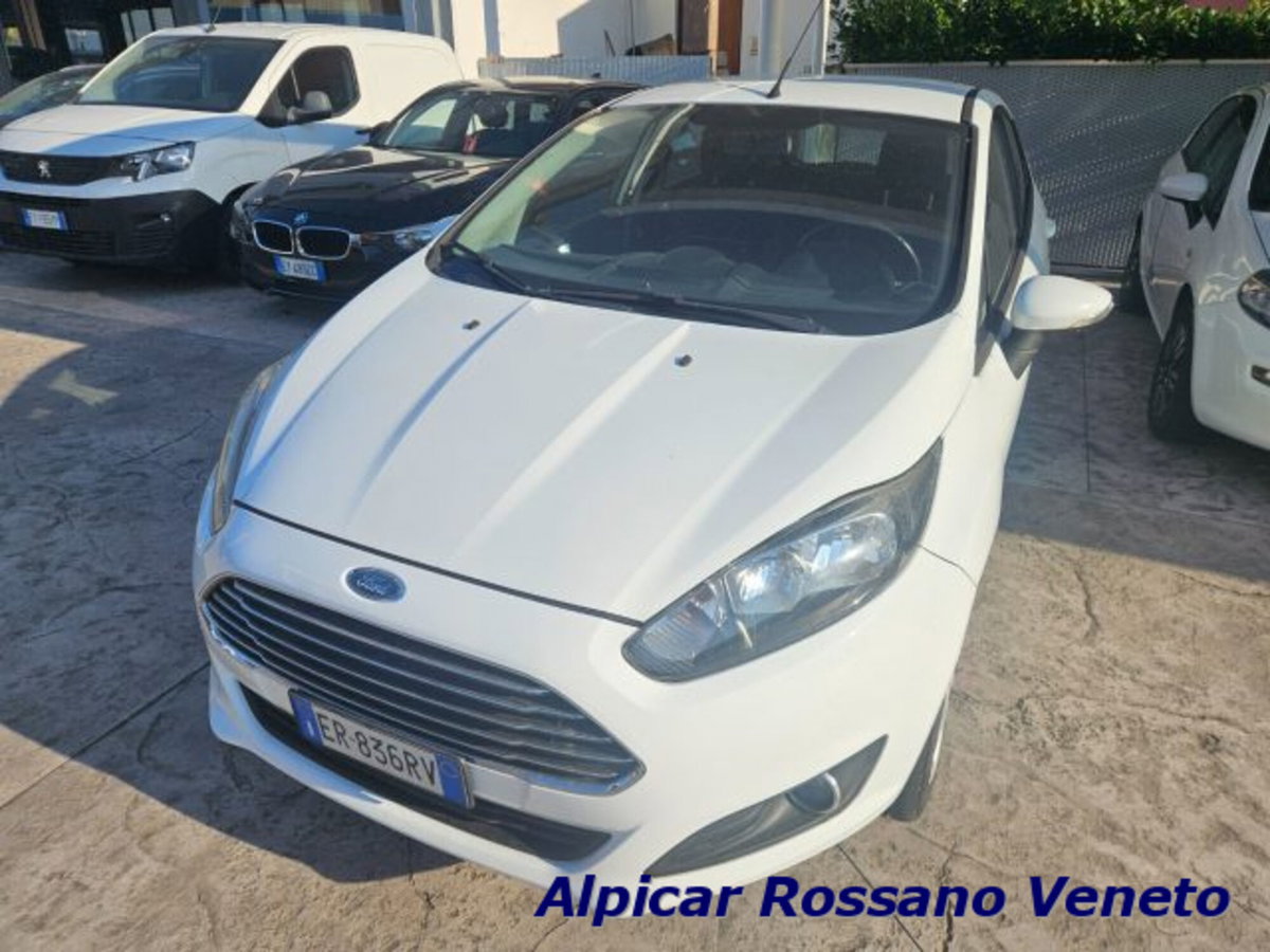 Ford Fiesta 1.5 TDCi 75CV 5 porte (2)