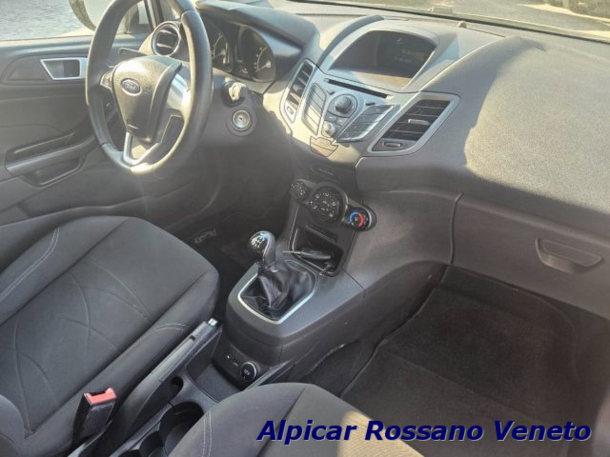 Ford Fiesta 1.5 TDCi 75CV 5 porte (4)