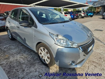 Peugeot 208 HDi 68 CV 5 porte Allure usata