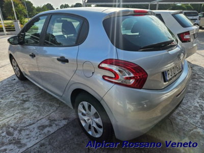 Peugeot 208 HDi 68 CV 5 porte Allure (6)