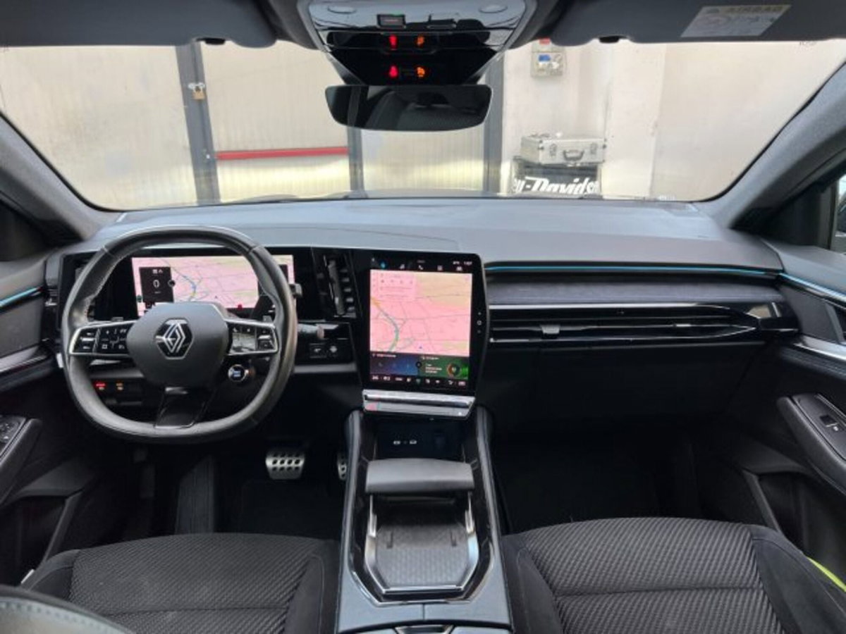 Renault Austral 1.3 mild hybrid Esprit Alpine 160cv auto (5)