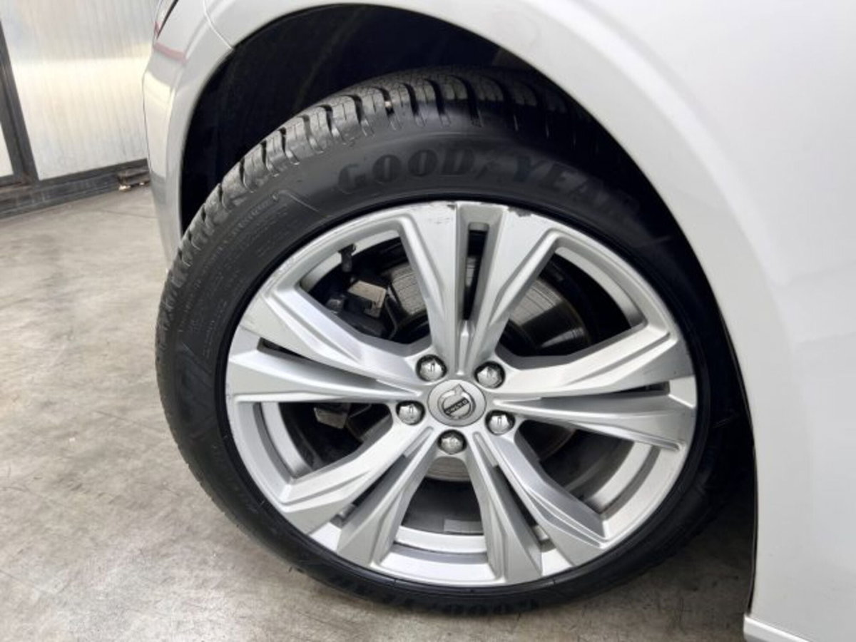 Volvo V90 B4 (d) Geartronic Momentum (14)