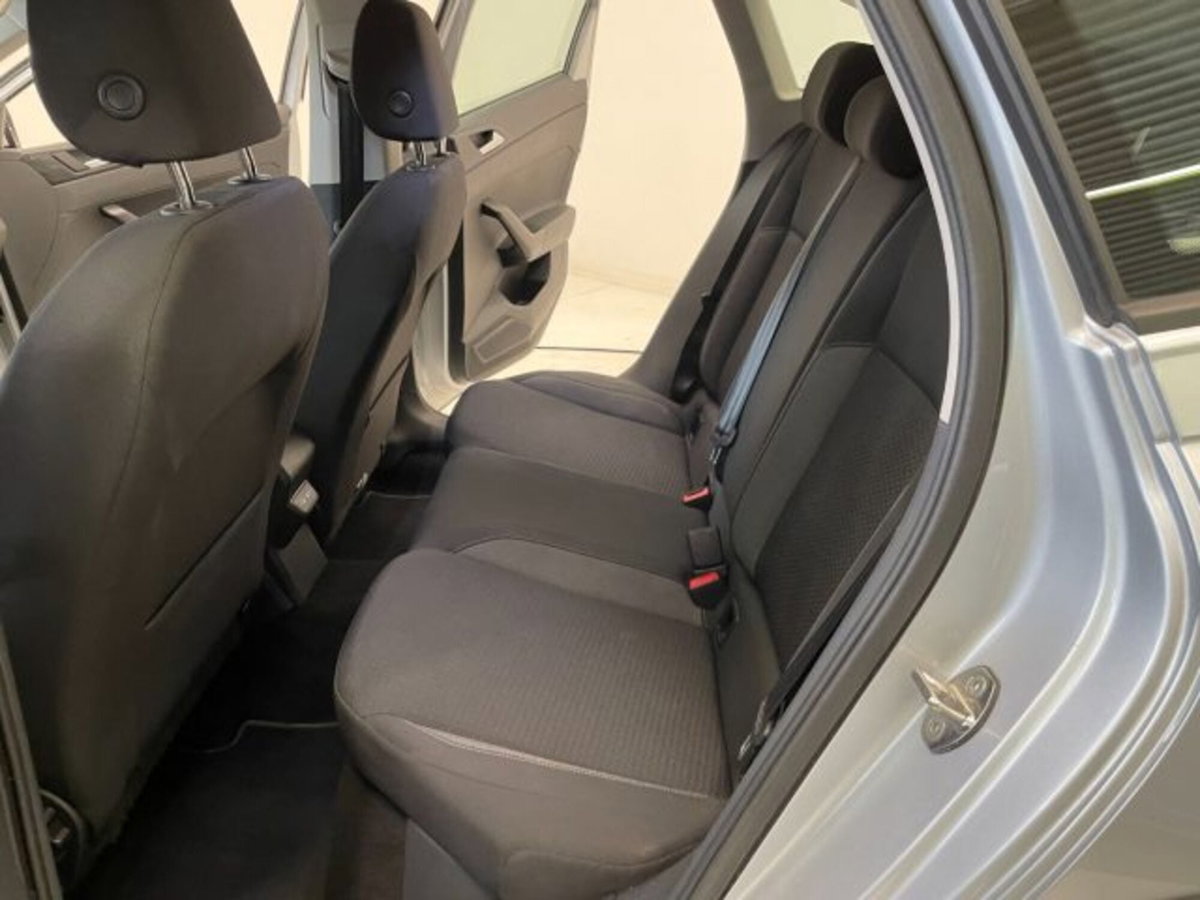 Volkswagen Taigo 1.0 tsi Life 95cv (7)