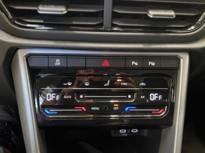 Volkswagen T-Roc 1.5 tsi Life dsg (13)