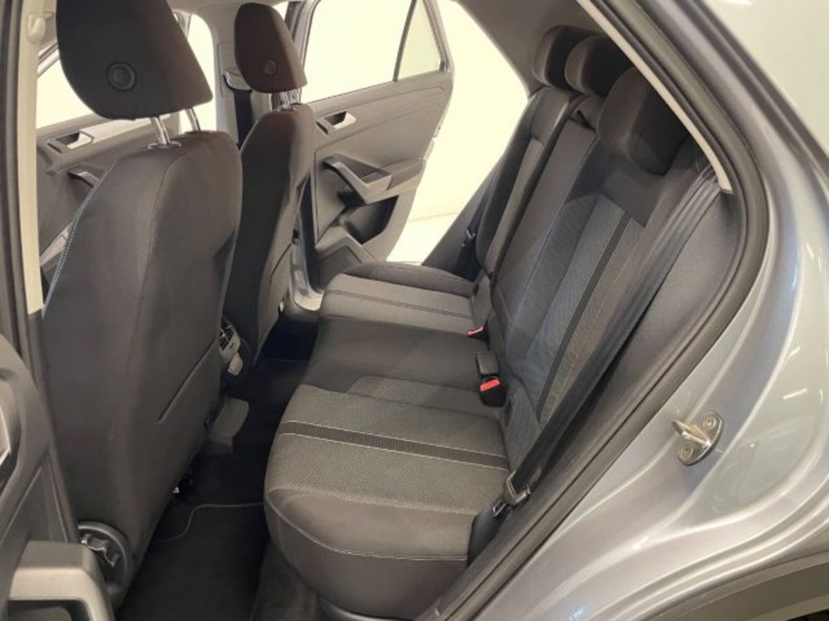 Volkswagen T-Roc 1.5 tsi Life dsg (7)