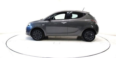 Lancia Ypsilon 1.0 FireFly 5 porte S&S Hybrid Silver Plus (17)