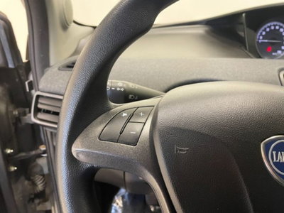 Lancia Ypsilon 1.0 FireFly 5 porte S&S Hybrid Silver Plus (18)