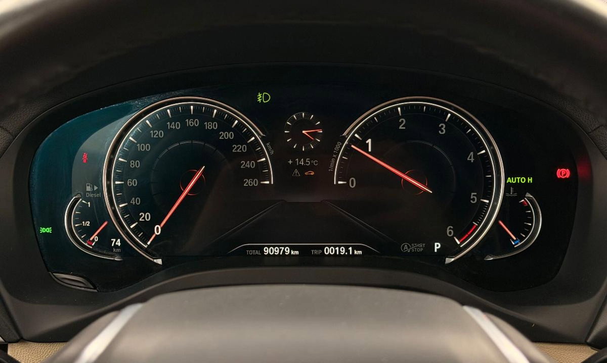 BMW X3 xDrive20d Luxury (9)