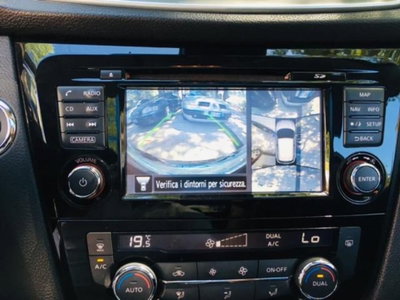 Nissan Qashqai 1.6 dCi 2WD N-Connecta (14)