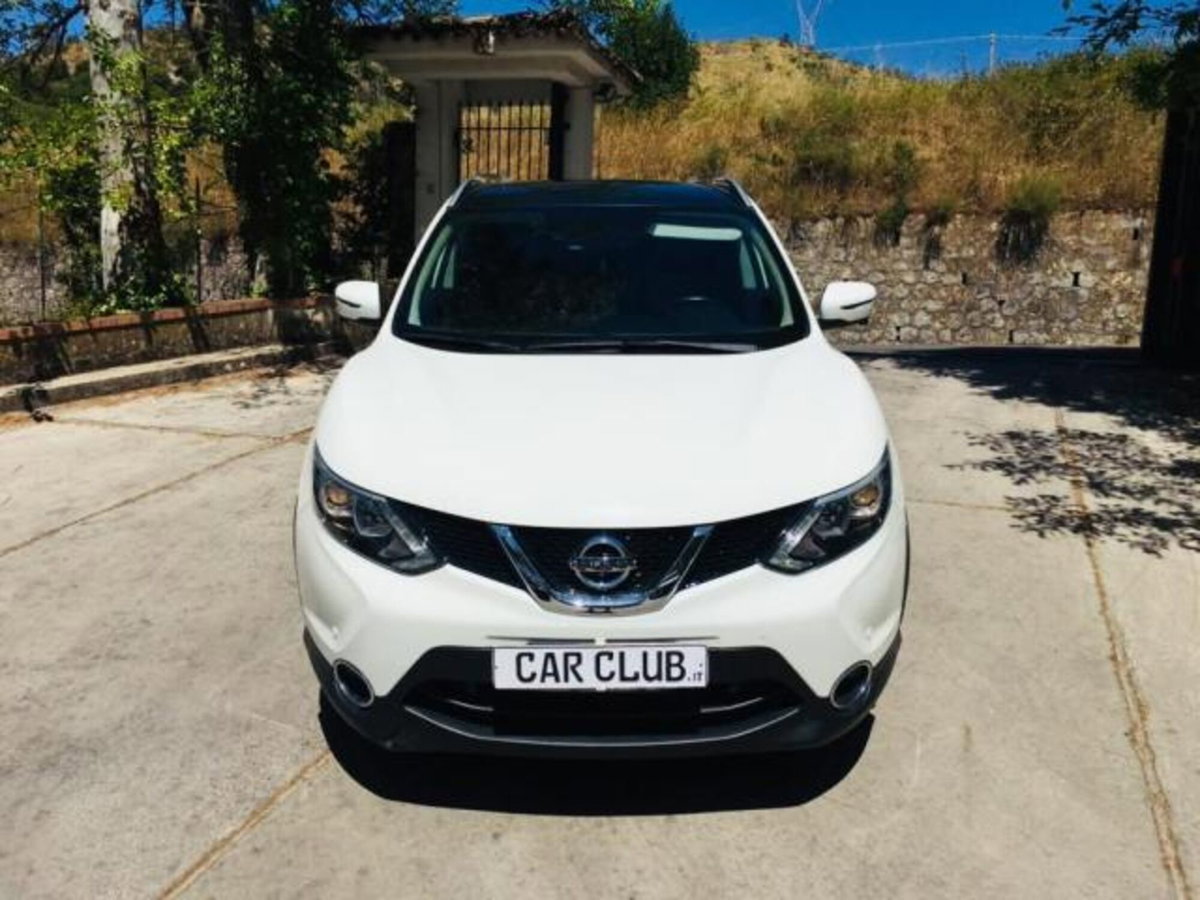 Nissan Qashqai 1.6 dCi 2WD N-Connecta (2)