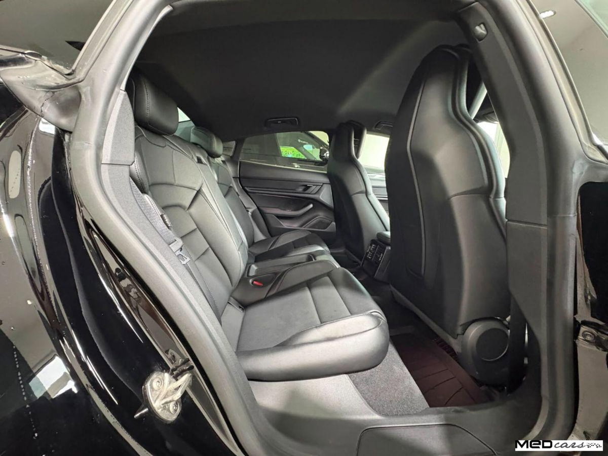 Porsche Taycan Taycan (11)