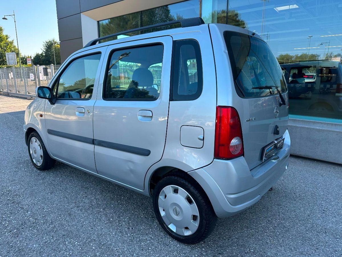 Opel Agila 1.2 16V Enjoy (10)
