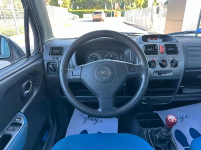 Opel Agila 1.2 16V Enjoy (11)