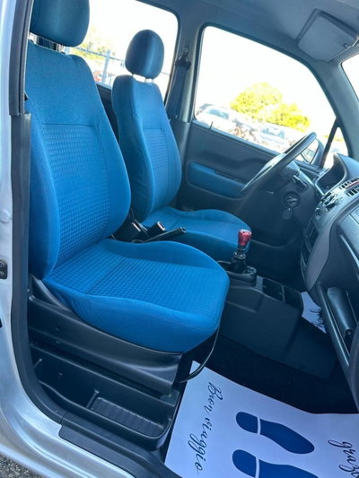 Opel Agila 1.2 16V Enjoy (13)