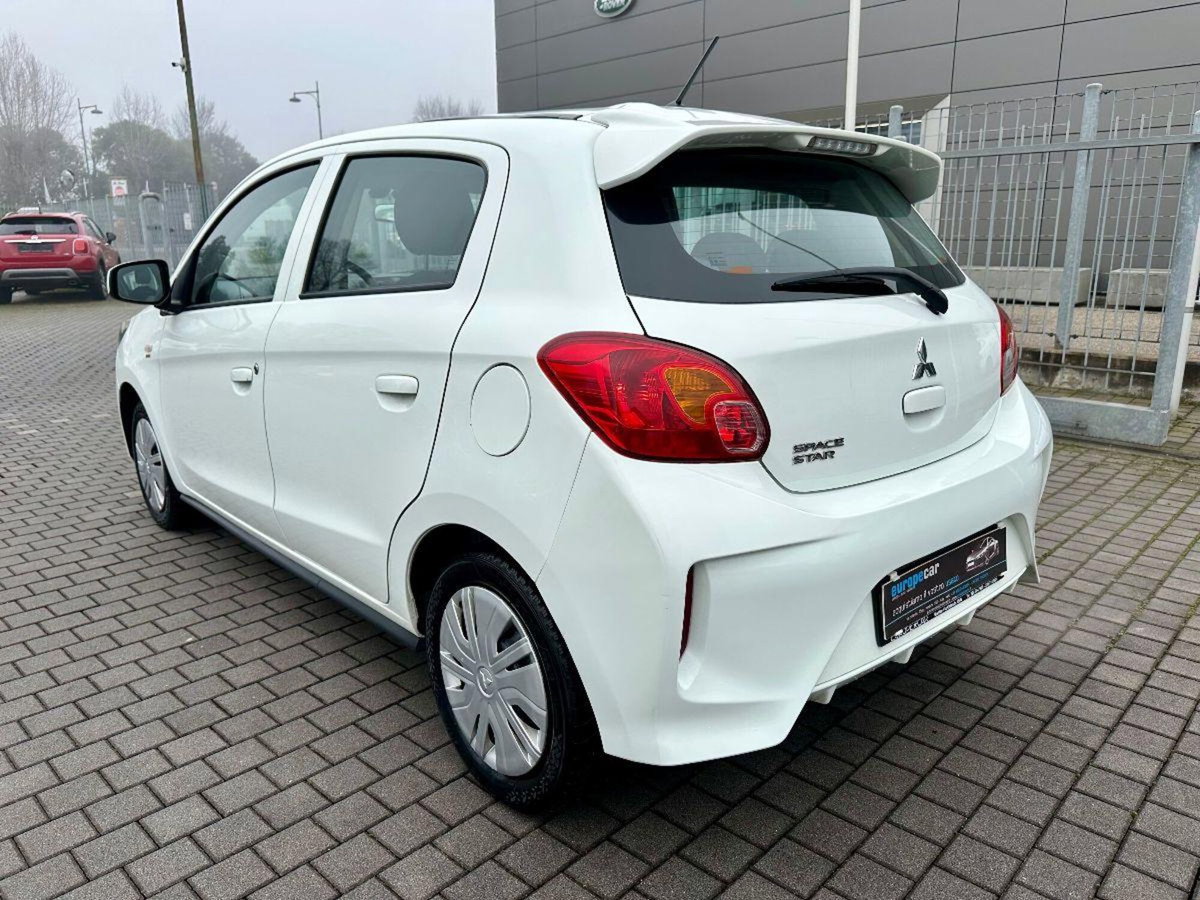 Mitsubishi Space Star 1.0 Funky (9)