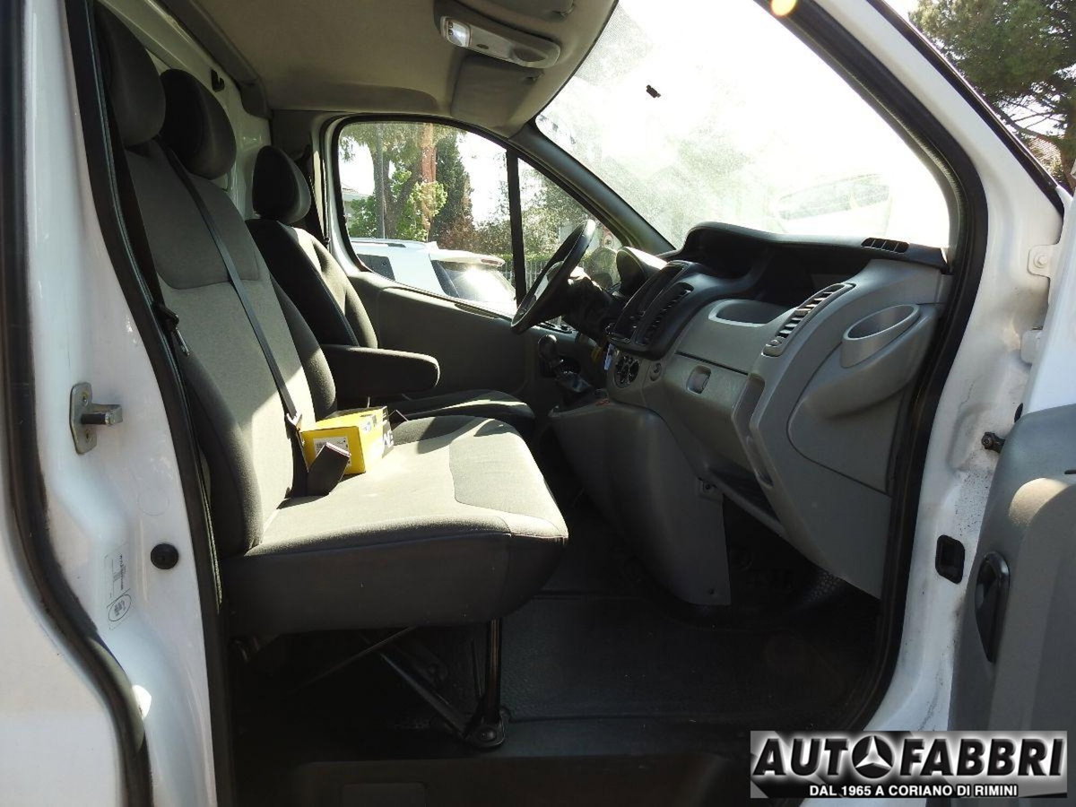 Renault Trafic Furgone T29 2.0 dCi/115 PC-TN Furgone (13)