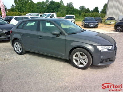 Audi A3 Sportback 1.6 TDI 116 CV S tronic Sport (2)