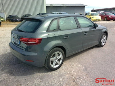 Audi A3 Sportback 1.6 TDI 116 CV S tronic Sport (3)
