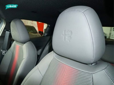 Alfa Romeo Junior 1.2 ibrida Speciale 145cv edct6 (12)