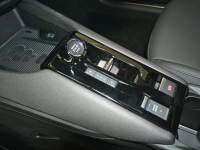 Alfa Romeo Junior 1.2 ibrida Speciale 145cv edct6 (9)