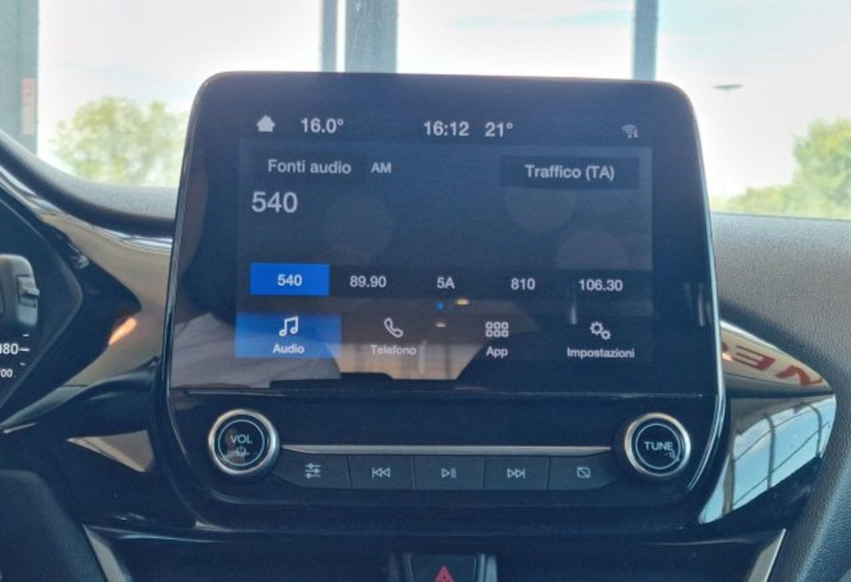 Ford Fiesta 1.1 75 CV 5 porte Plus (11)