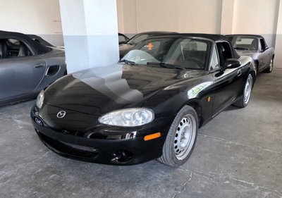 Mazda MX-5 1.8i 16V cat Backstage (13)
