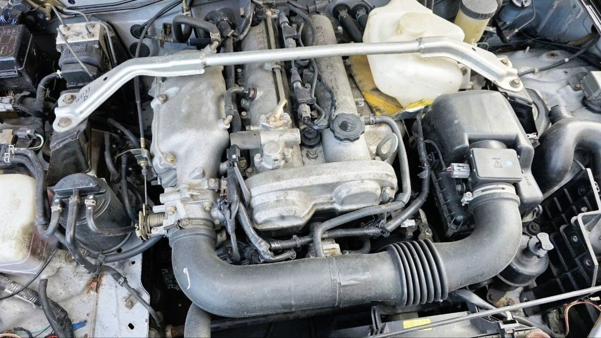 Mazda MX-5 1.8i 16V cat Backstage (16)
