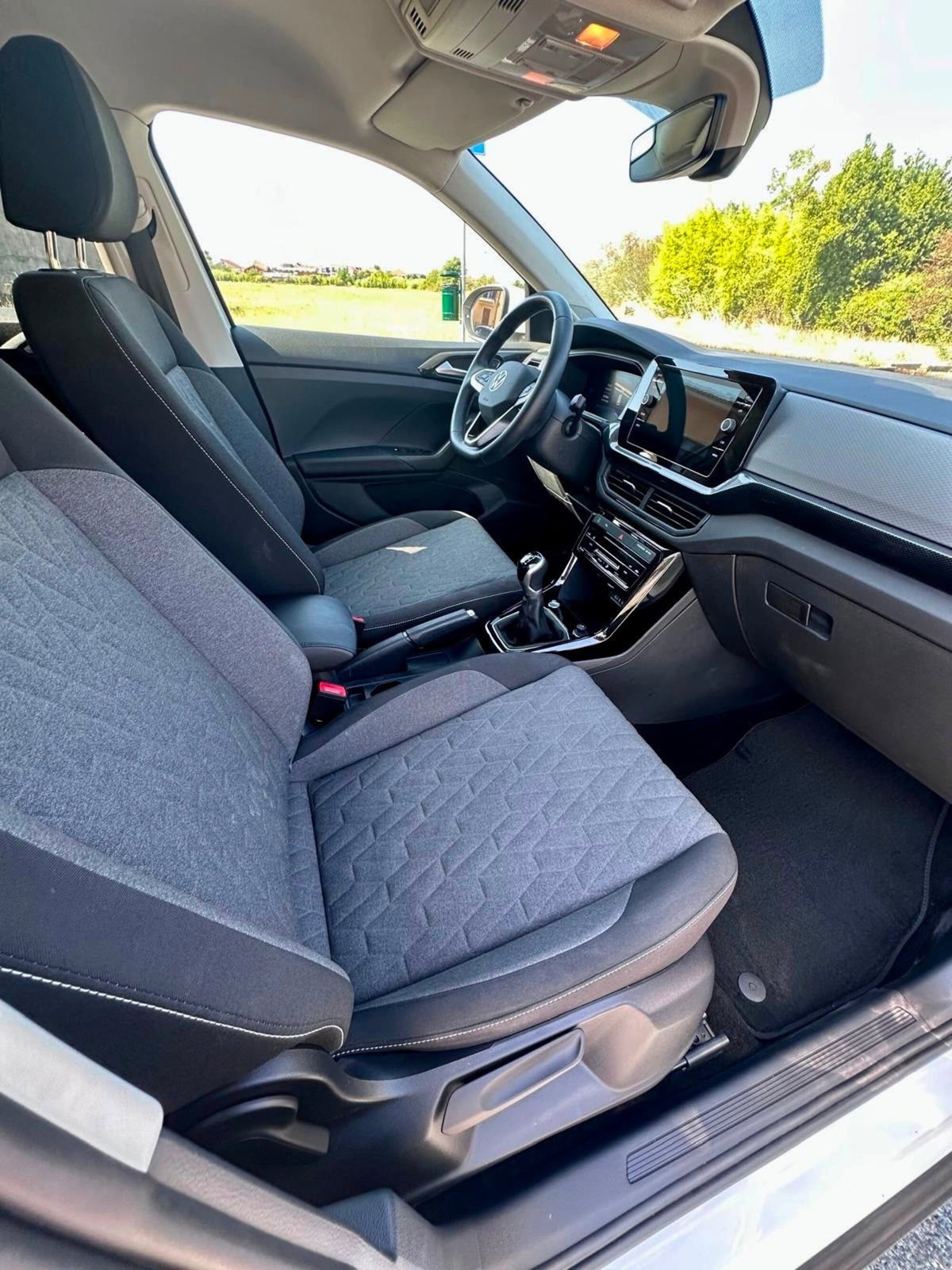 Volkswagen T-Cross 1.0 tsi Life 115cv dsg (11)
