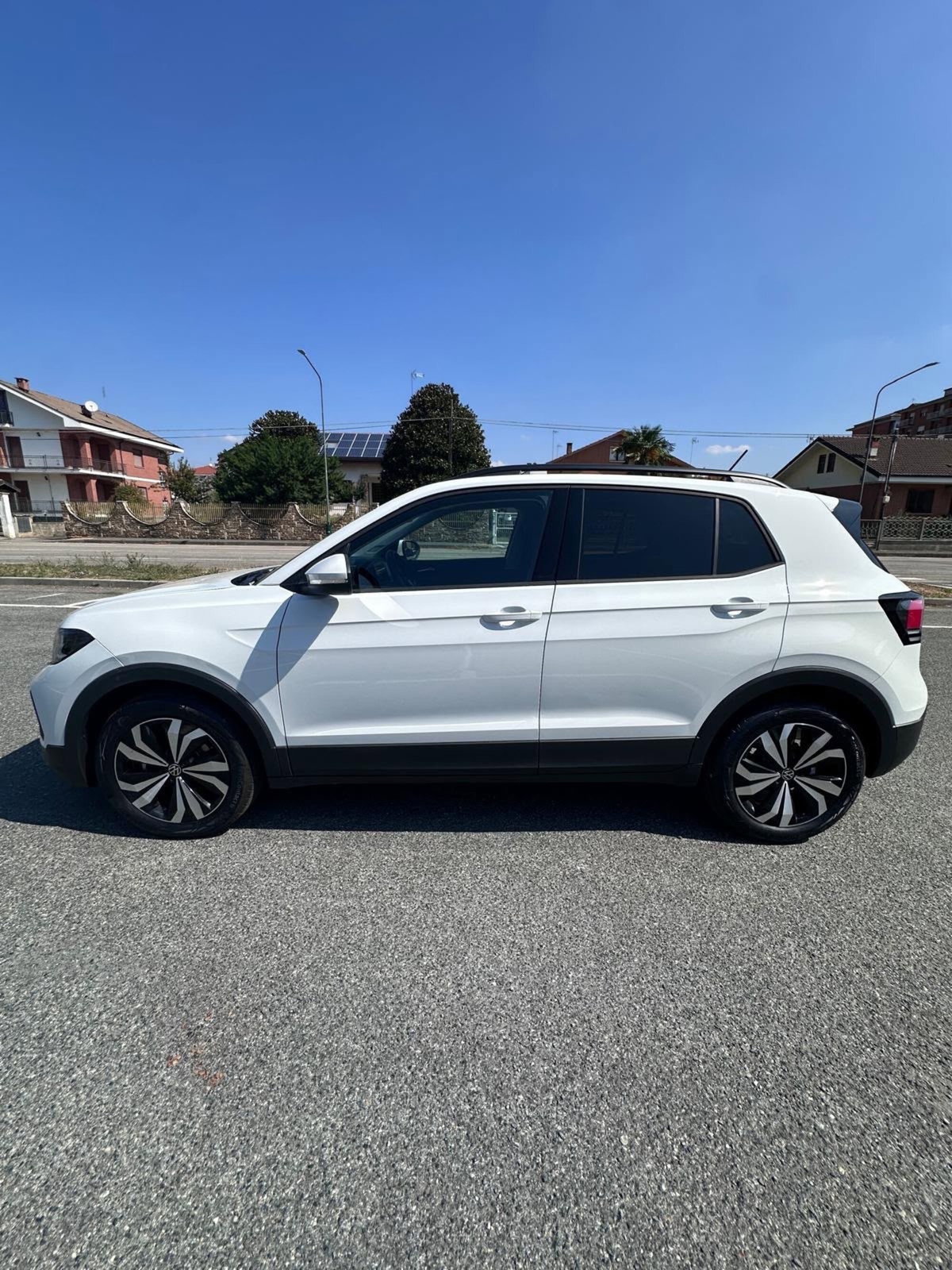 Volkswagen T-Cross 1.0 tsi Life 115cv dsg (4)