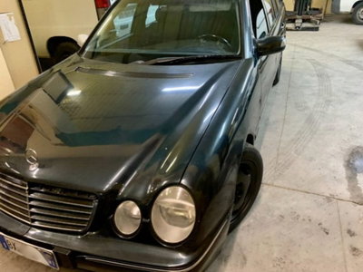 Mercedes-Benz Classe E Station Wagon 270 CDI cat Elegance (12)