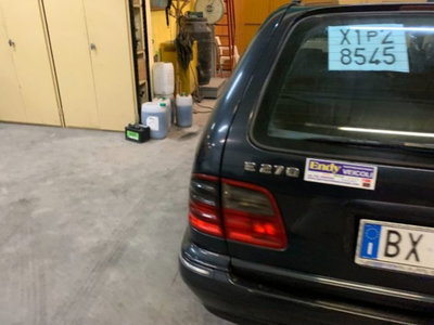 Mercedes-Benz Classe E Station Wagon 270 CDI cat Elegance (18)