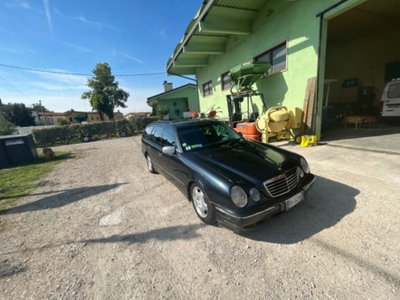 Mercedes-Benz Classe E Station Wagon 270 CDI cat Elegance (5)