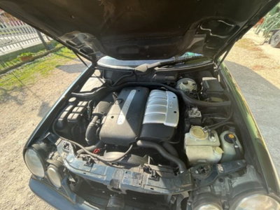 Mercedes-Benz Classe E Station Wagon 270 CDI cat Elegance (7)