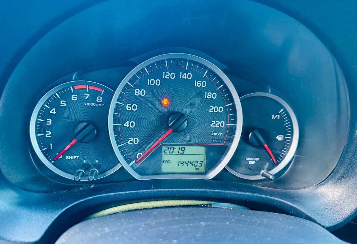 Toyota Yaris 1.0 5 porte Lounge (14)