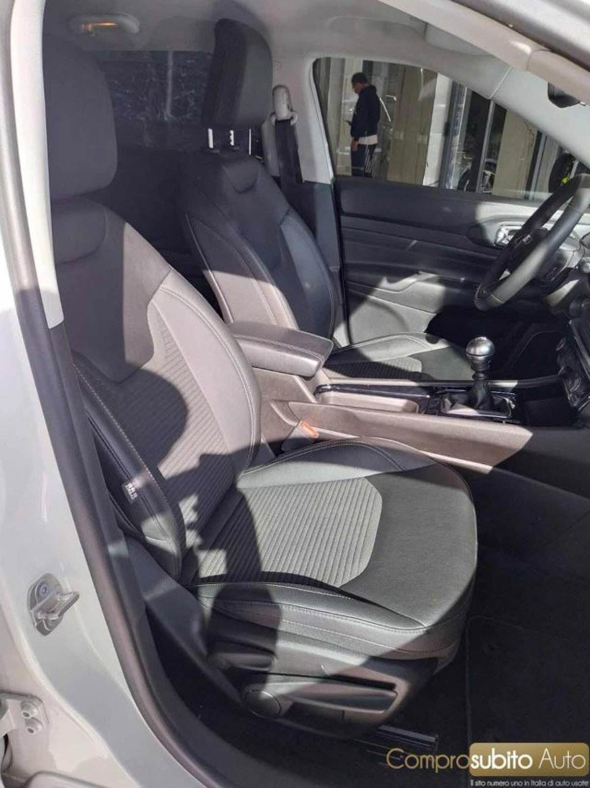 Jeep Compass 1.6 mjt Night Eagle 2wd 130cv (16)