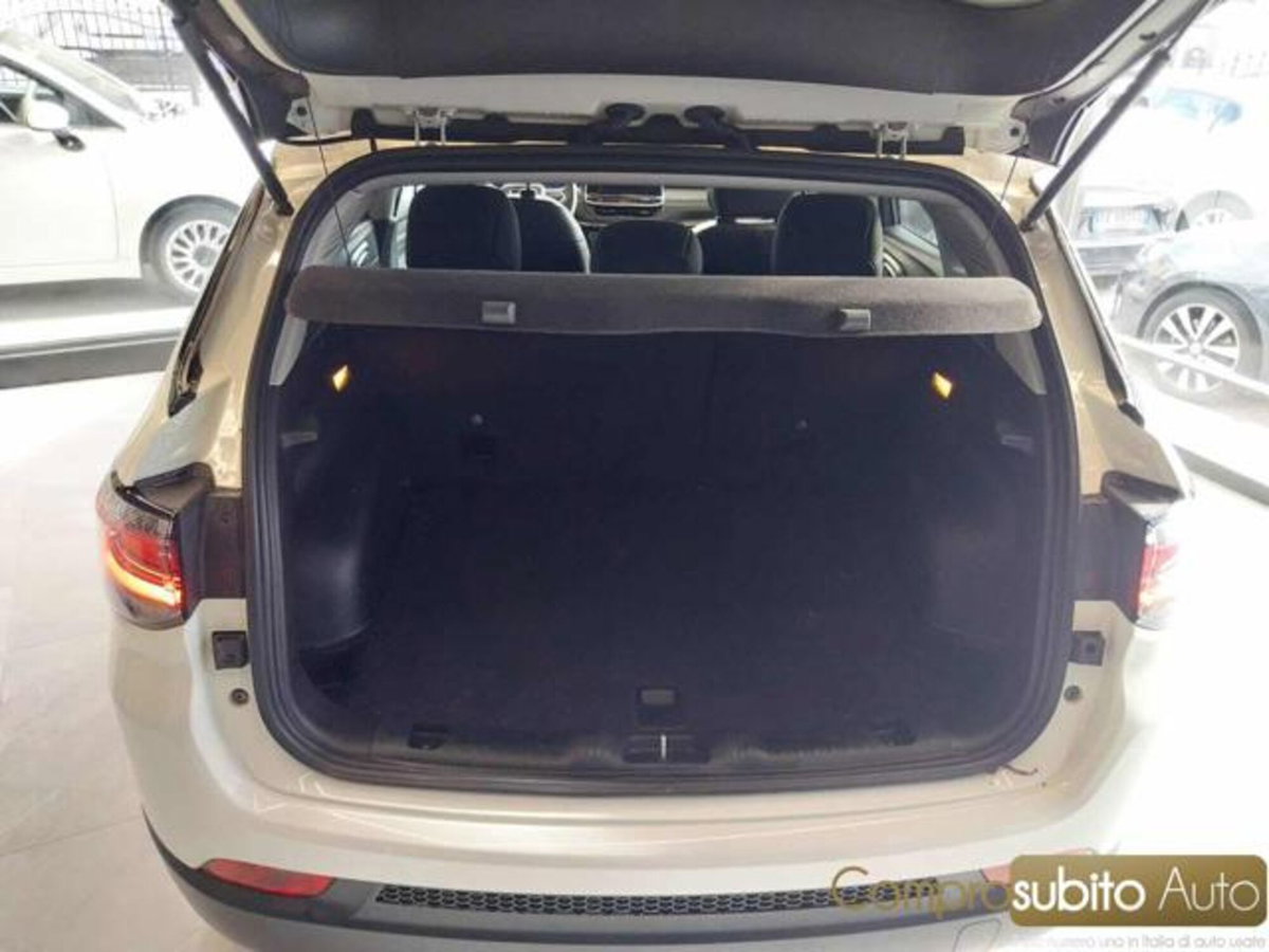Jeep Compass 1.6 mjt Night Eagle 2wd 130cv (9)