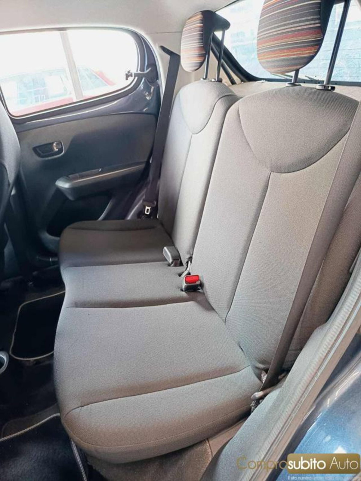 Citroen C1 Airscape C1 Airscape PureTech 82 5 porte Shine (14)