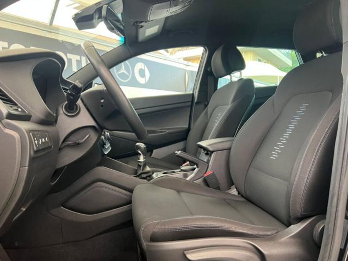 Hyundai Tucson 1.7 CRDi Comfort (9)