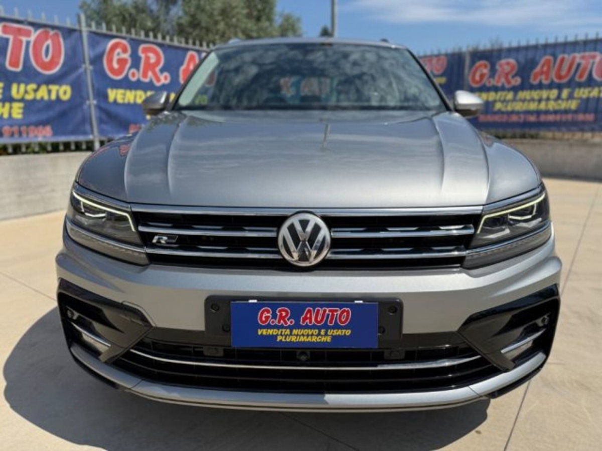 Volkswagen Tiguan Allspace 2.0 TDI SCR DSG 4MOTION R-Line (2)
